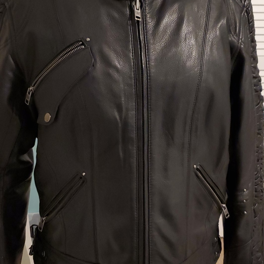 High quality leather jacket, NWT, black